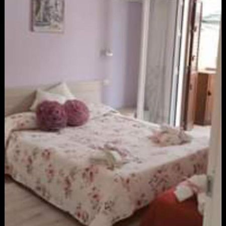 קאסטלמארה דל גולפו Appartamento Francy חדר תמונה